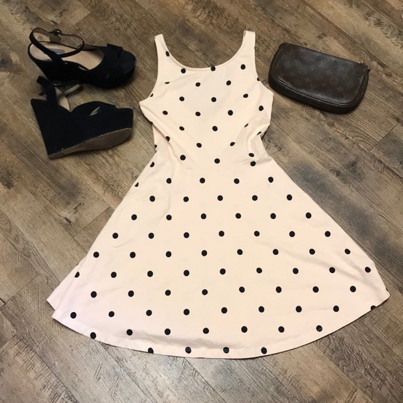 H&M Dresses & Skirts - H&M Divided Peach & Black Polka Dot Skater Dress 4